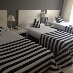 Hotel-esentia-togumar-madrid de tres habitaciones
