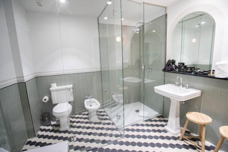 bathroom1-soho-boutique-congreso-madrid