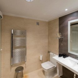 bathroom2-soho-boutique-hotels-canalejas