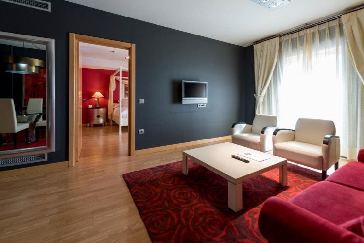 living-area-soho-boutique-hotels-canalejas