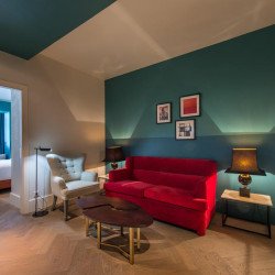 living-room-junior-suite-hotel-vincci-the-mint