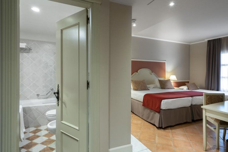 standard-room-hotel-vincci-la-rabida-seville