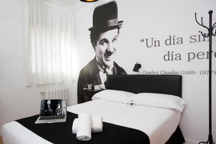 room-casual-hotel-valencia-coliving-cinee